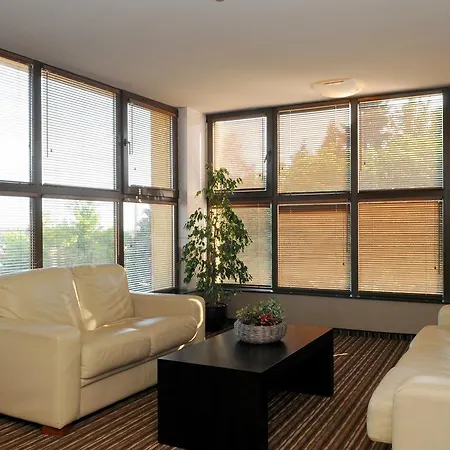 Gardenia Park בנסקו