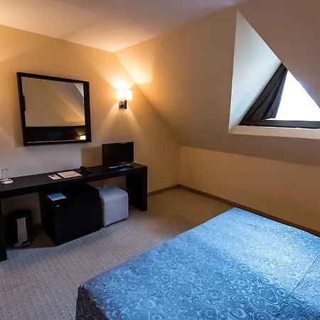 Gardenia Park Hotel 4*
